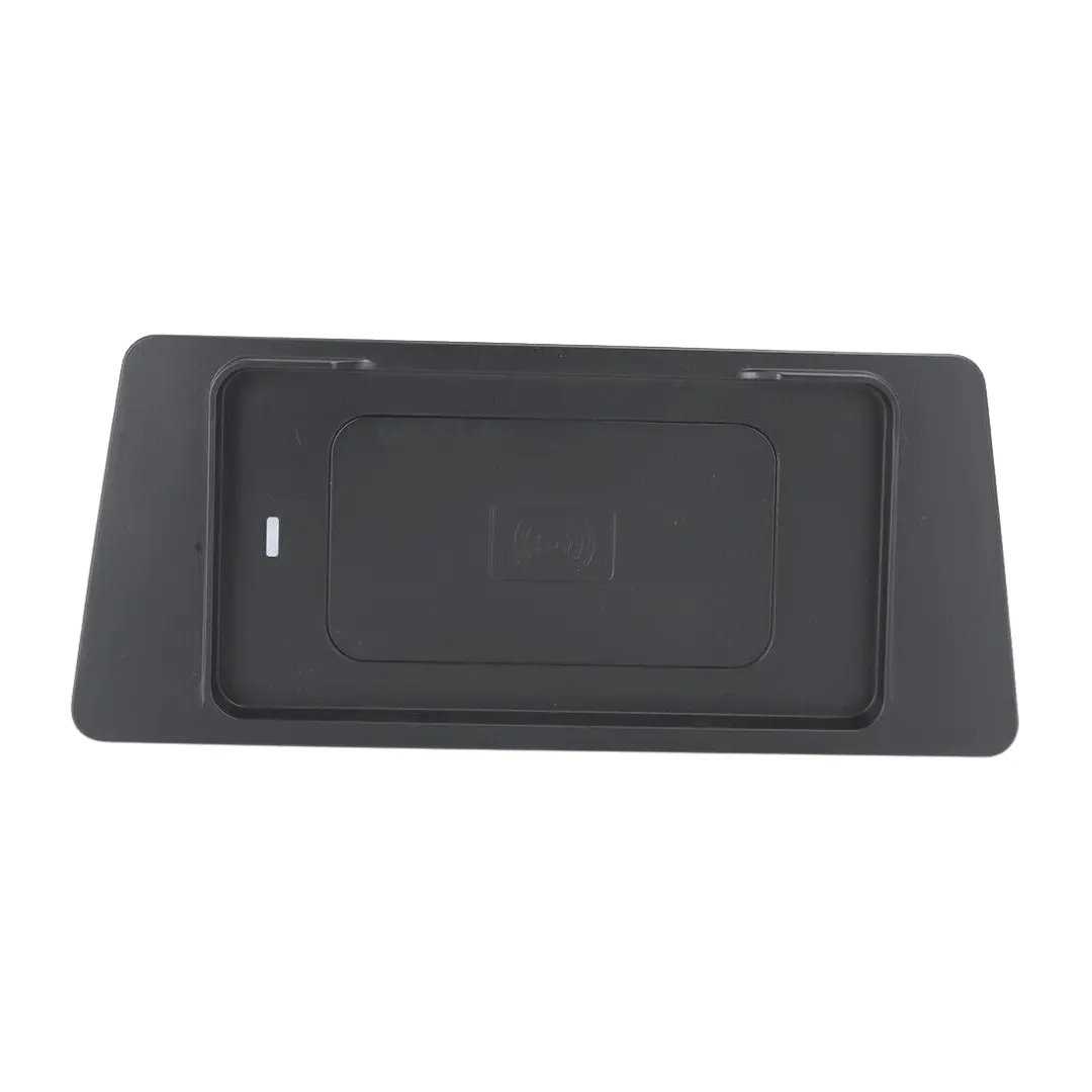 Wireless 18w fast charger for Toyota Hilux GD6  (iOS)