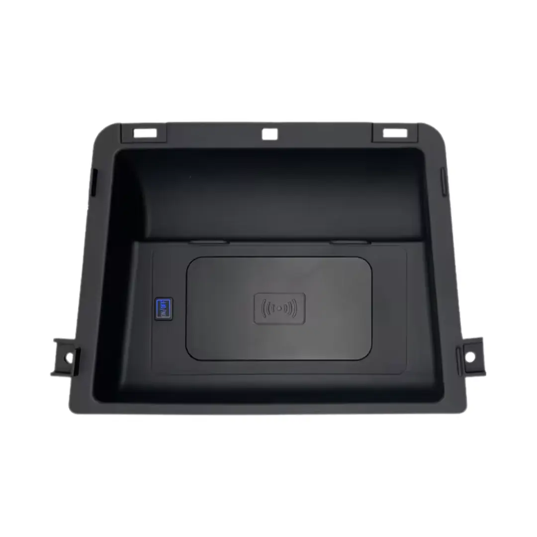 Wireless 18W fast charger for Isuzu D Max 2023+ (iOS)